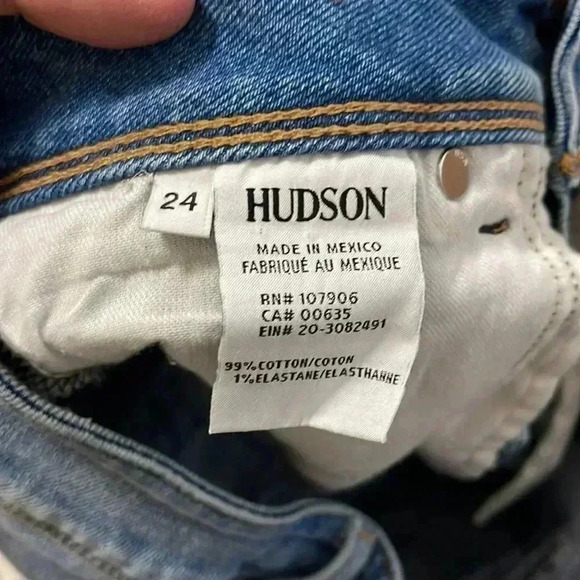 Hudson Jeans Croxley Mid Rise Shorts - Picture 11 of 12